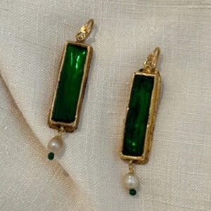 BOUCLES D’OREILLES OR ET VERRE