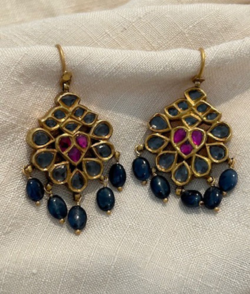 BOUCLES D’OREILLES SAPHIRS