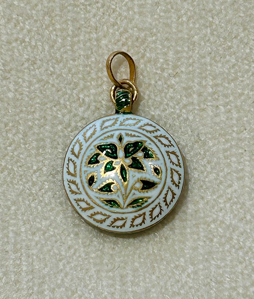 BOUCLES-D’OREILLES-PETITES-EMERAUDE-02