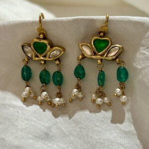 BOUCLES D’OREILLES PETITES EMERAUDES