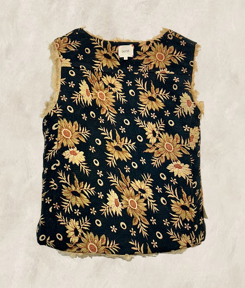 GILET-KANTHA-FOURRÉ–FOND-ENCRE-02