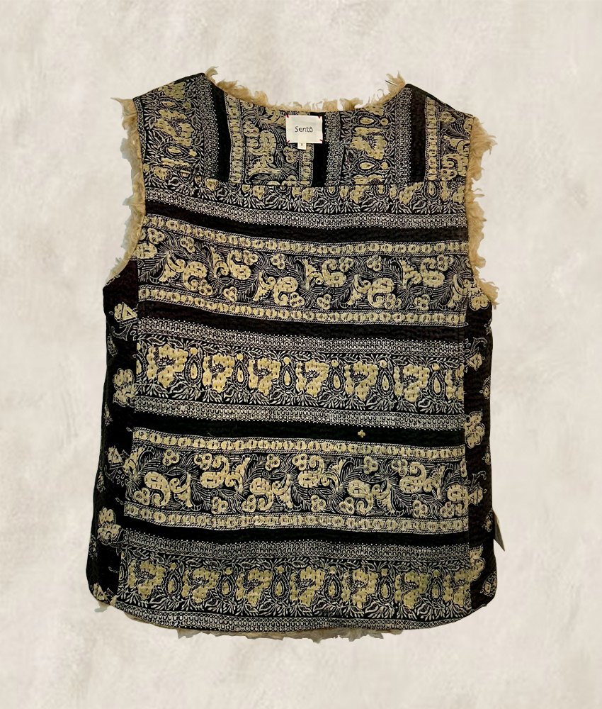 GILET-KANTHA-FOURRÉ–CHARBON-02