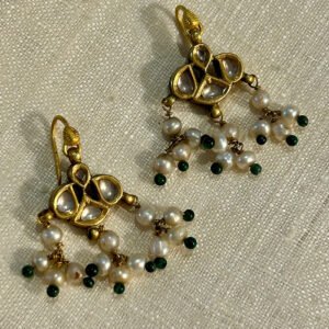 BOUCLES D’OREILLES SAPHIRS BLANCS