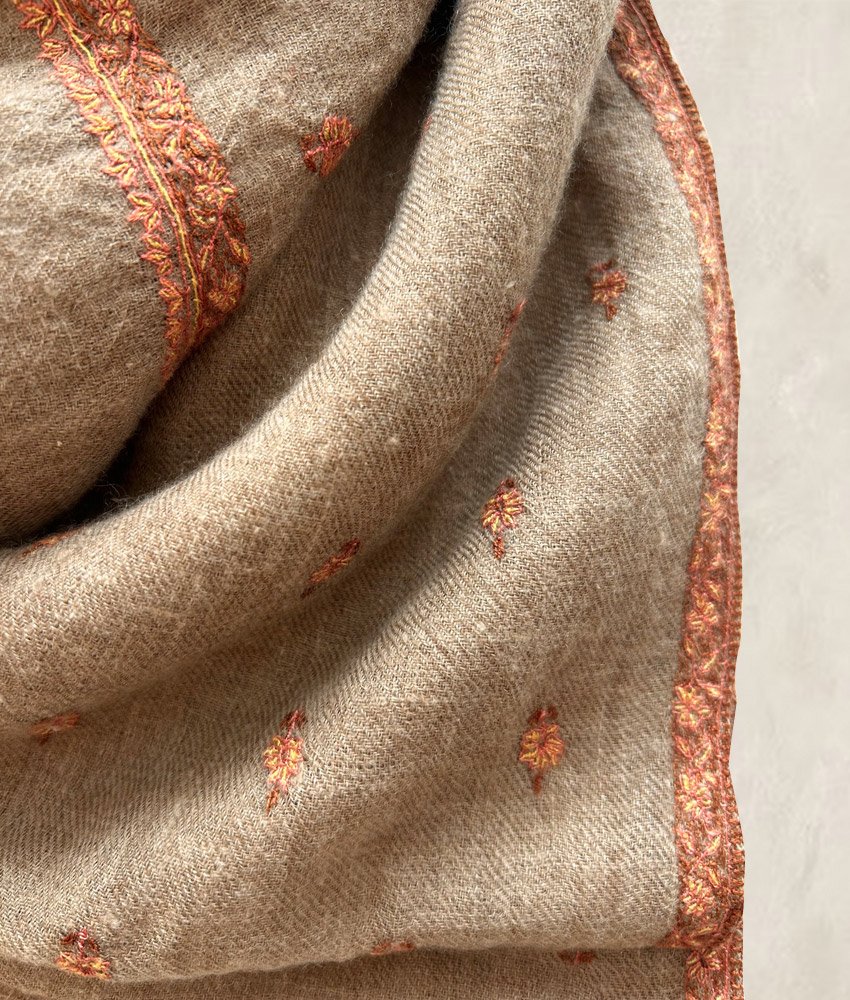 PASHMINA-ZATI-ET-ROSES-02