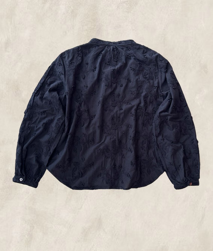 BLOUSE-KHADI-APPLIQUÉS-NOIRE-04